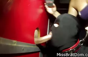 XXX 親密な場所を撫でる 女 の 人 の ため の エロ 動画