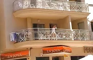 XXX Elsa 女性 専用 無料 アダルト ビデオ Jean Fucks熱い先生