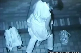 XXX 警察からロバまで 女性 用 アダルト 無料 動画